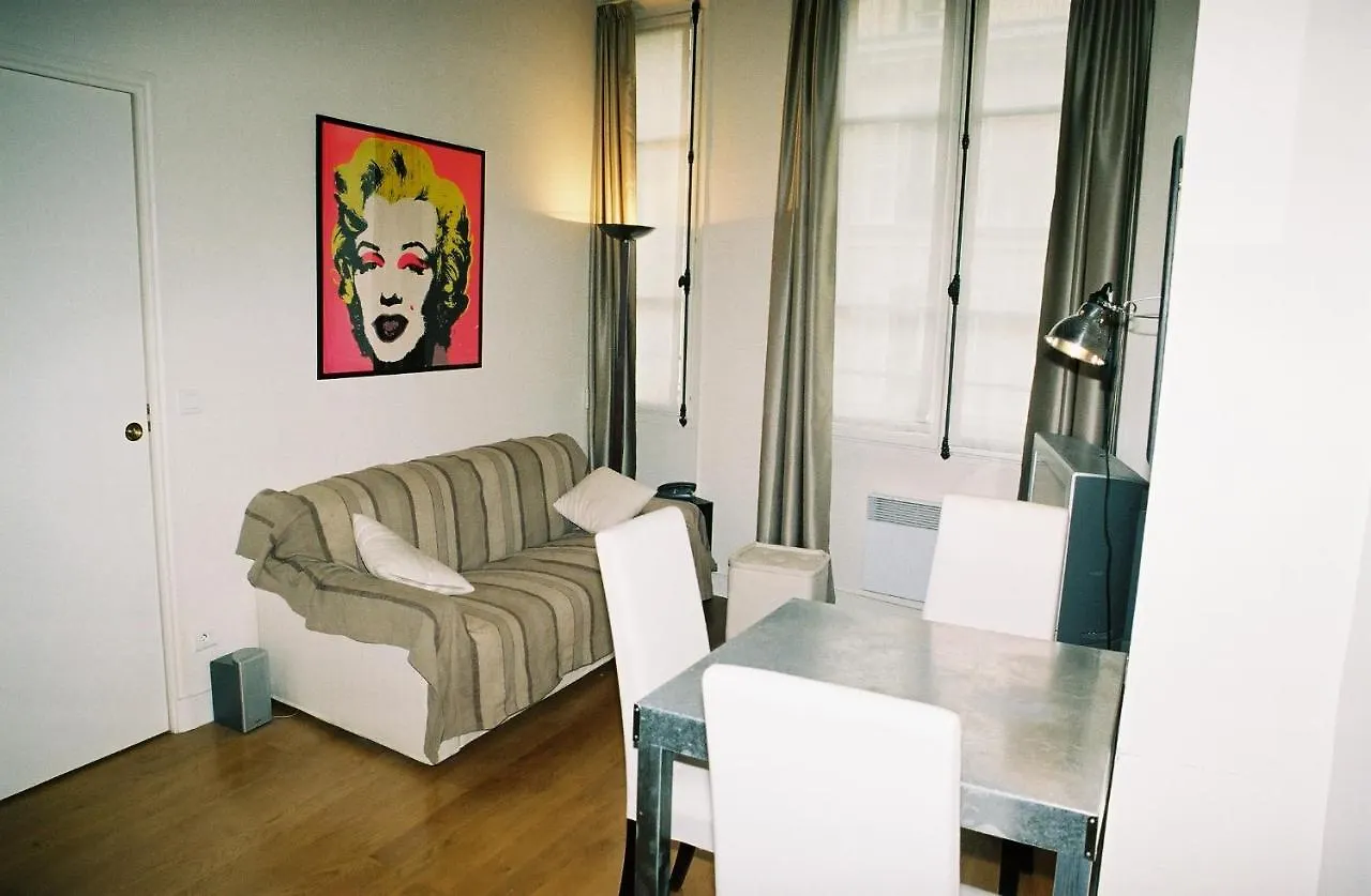 Latin Quarter - Saint Michel Unit 004 Apartment Paris